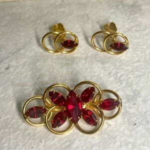 Vintage Ruby Red Rhinestone Brooch & Earrings